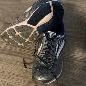 Brooks Ghost 10 Men's Running Shoes - Gray and Navy